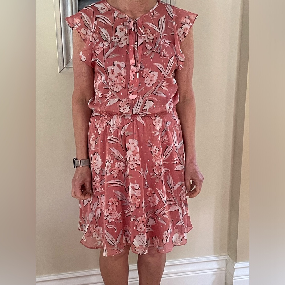 Whitehouse blackmarket coral floral dress